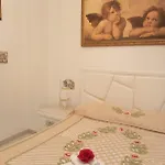Cari Dei Naples